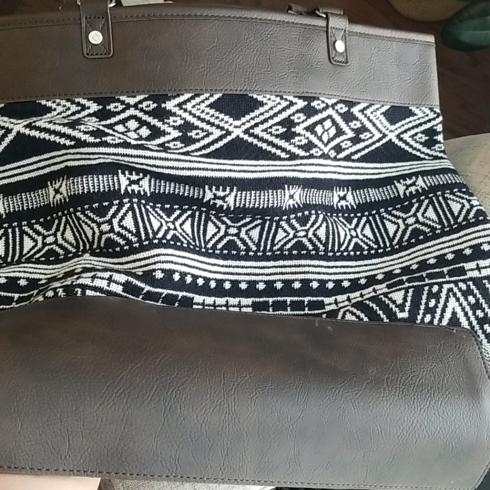 Reversible Tote - image 5